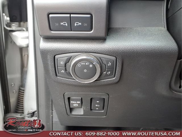 Used 2019 Ford F150 XLT w/ Equipment Group 302A Luxury AWD/4WD image 19