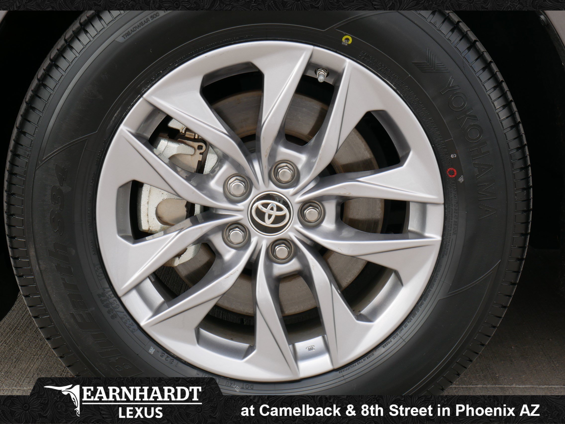 Used 2023 Toyota Sienna LE FWD image 19