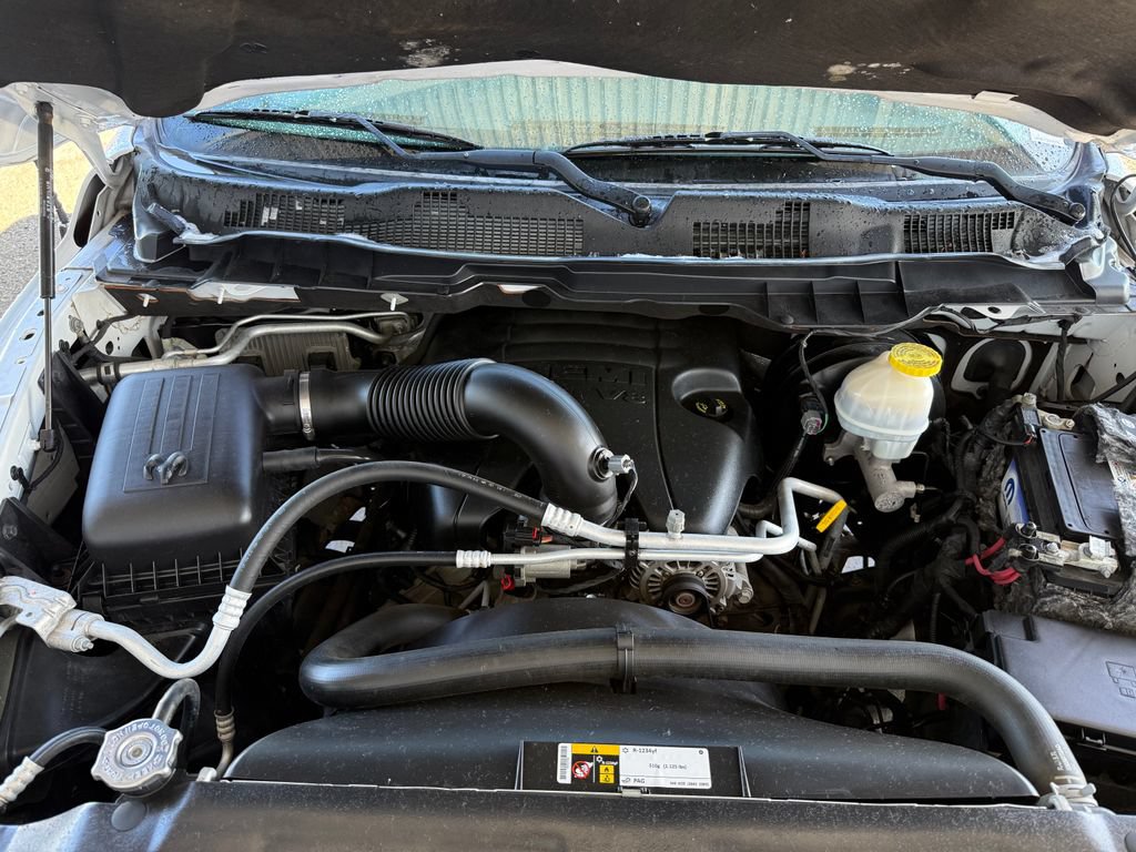 Used 2019 RAM 1500 Classic SLT AWD/4WD image 10
