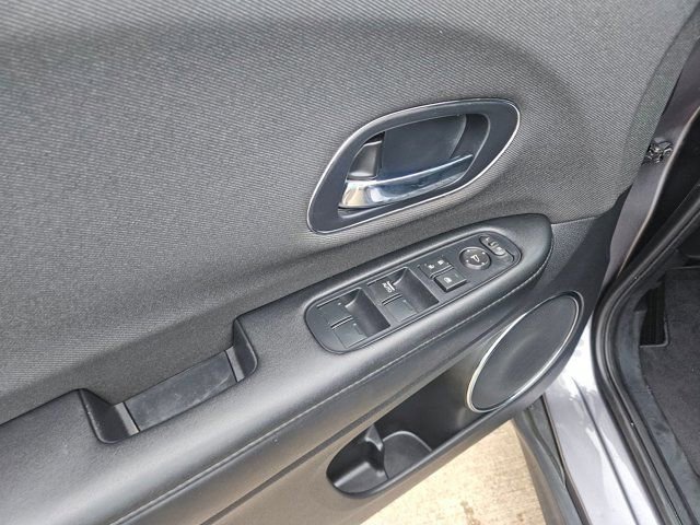 Used 2022 Honda HR-V EX image 14