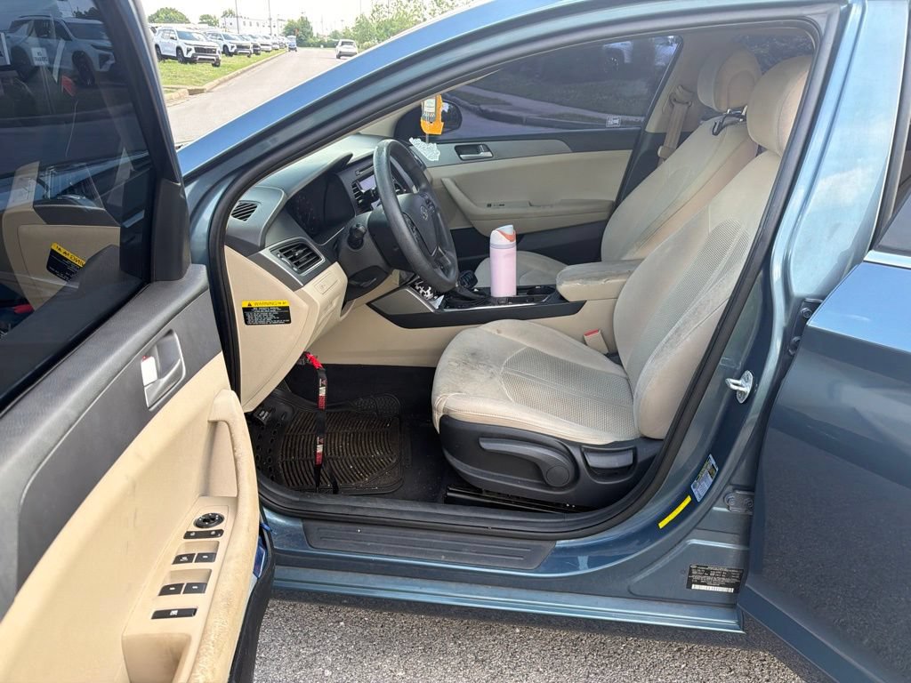 Used 2016 Hyundai Sonata SE FWD image 6