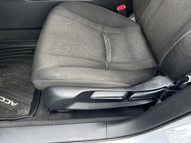 Used 2023 Honda Accord LX image 11