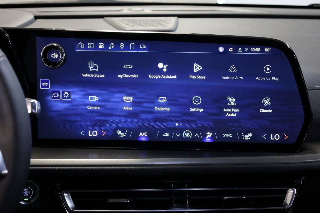 New 2025 Chevrolet Traverse LT w/ Enhanced Driving Package FWD image 12