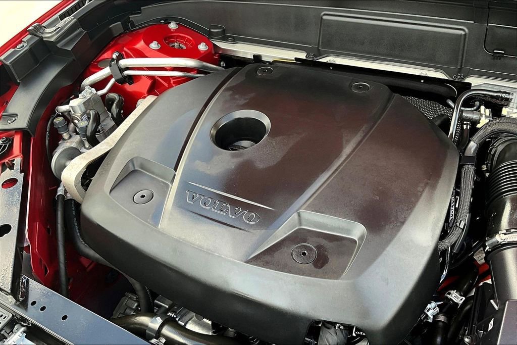 Certified 2024 Volvo XC60 T8 Core w/ Protection Package Premier image 41