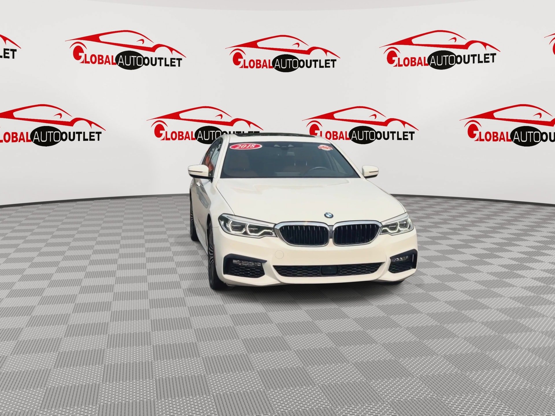 Used 2018 BMW 530i xDrive w/ M Sport Package AWD/4WD image 3