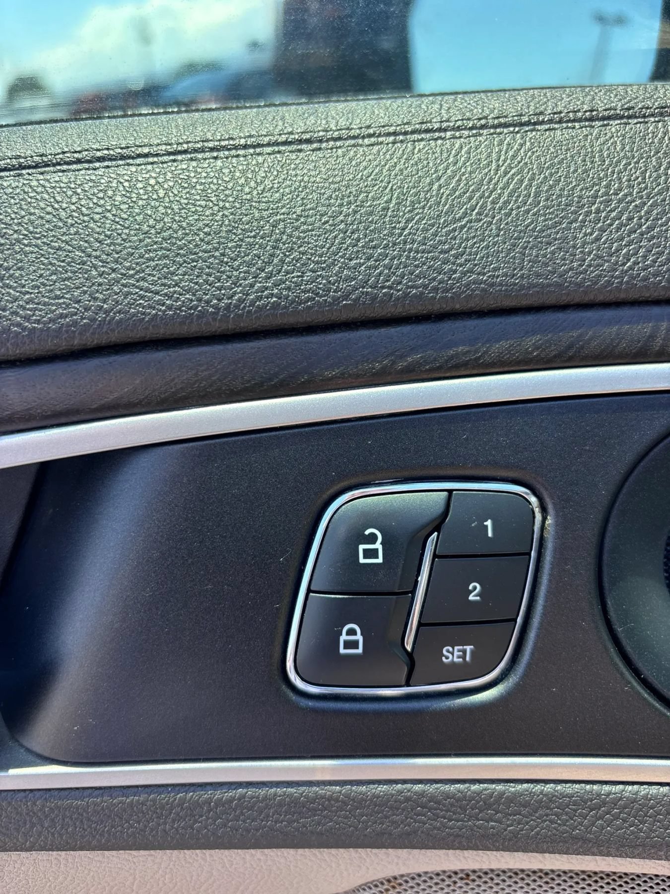 Used 2020 Lincoln MKZ Reserve w/ Elements Package FWD image 22