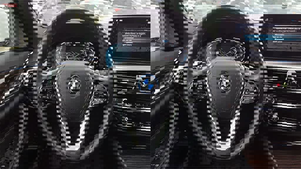 Used 2022 BMW 530e w/ Premium Package image 12