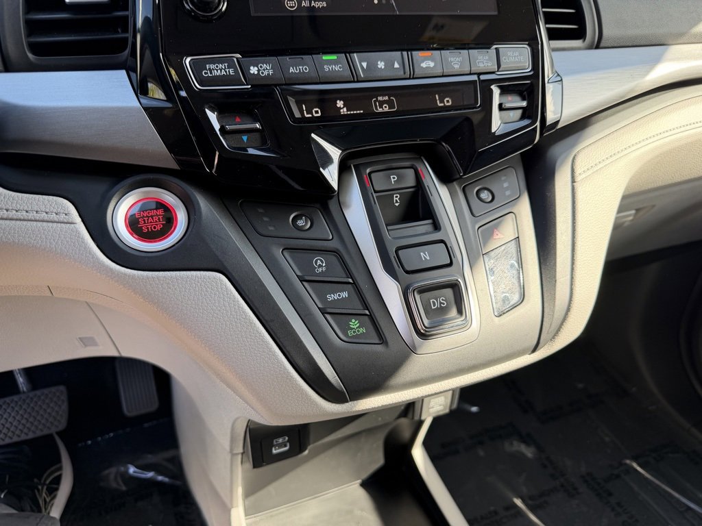 Certified 2024 Honda Odyssey EX-L image 15