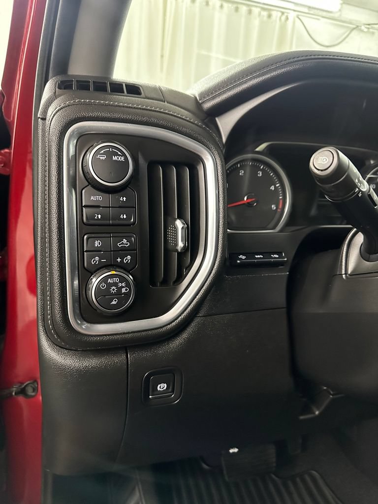 Used 2020 Chevrolet Silverado 2500 LTZ w/ LTZ Premium Package AWD/4WD image 14