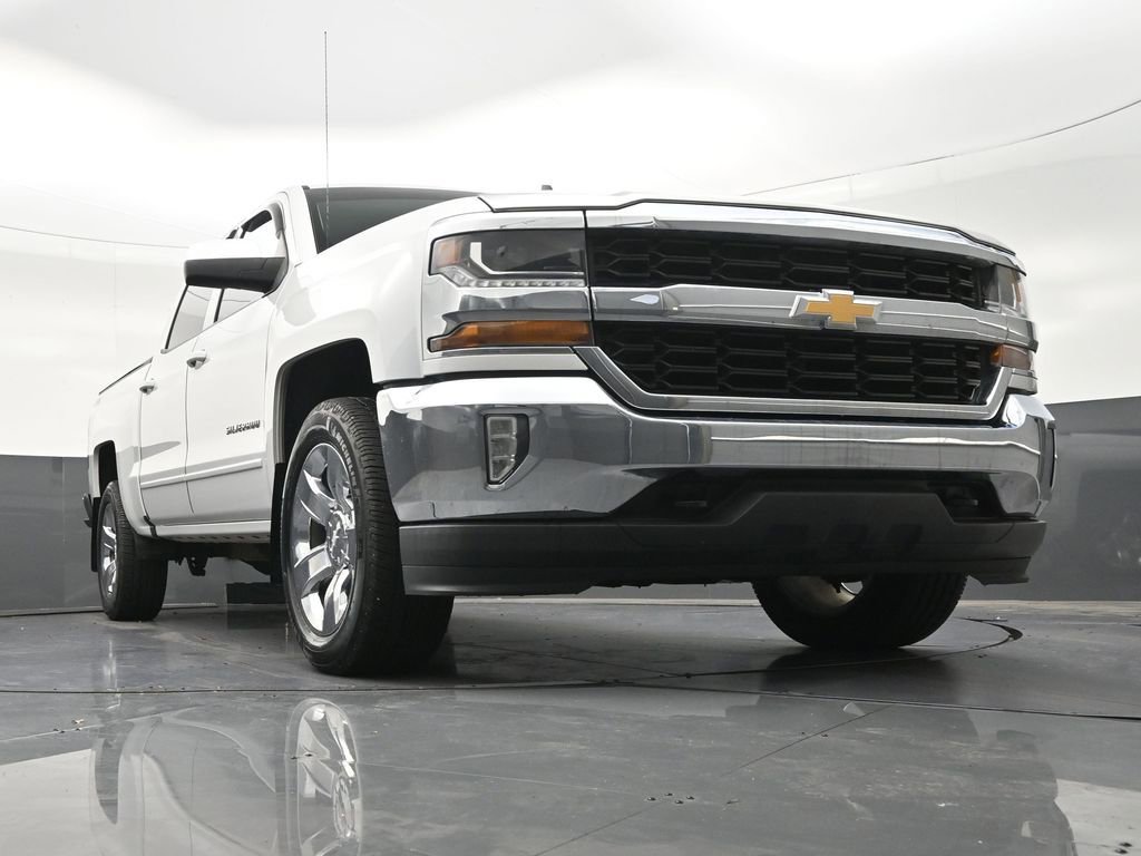 Used 2018 Chevrolet Silverado 1500 LT w/ LT Eassist Package AWD/4WD image 31