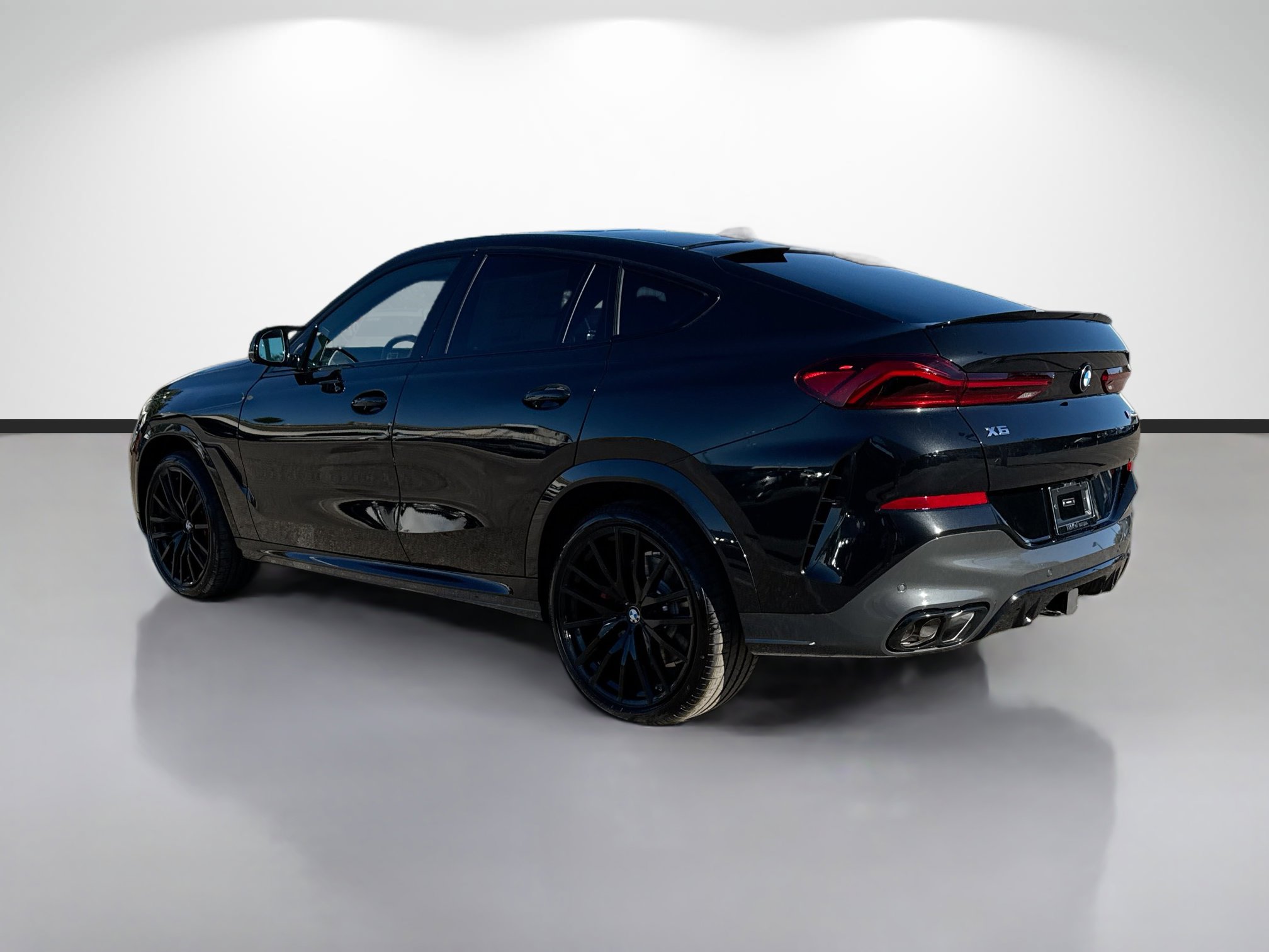 New 2026 BMW X6 M60i image 5