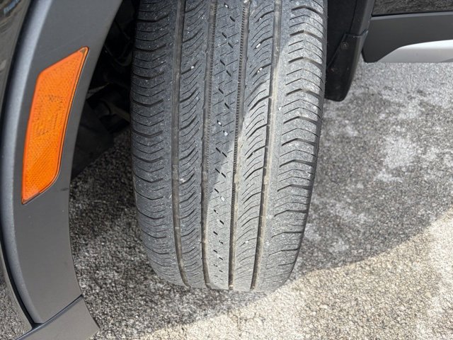 Used 2023 Cadillac XT4 Premium Luxury image 15