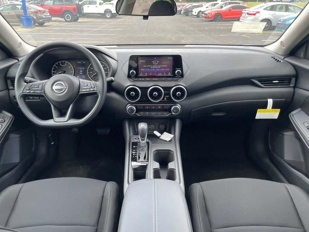Used 2024 Nissan Sentra S FWD image 19