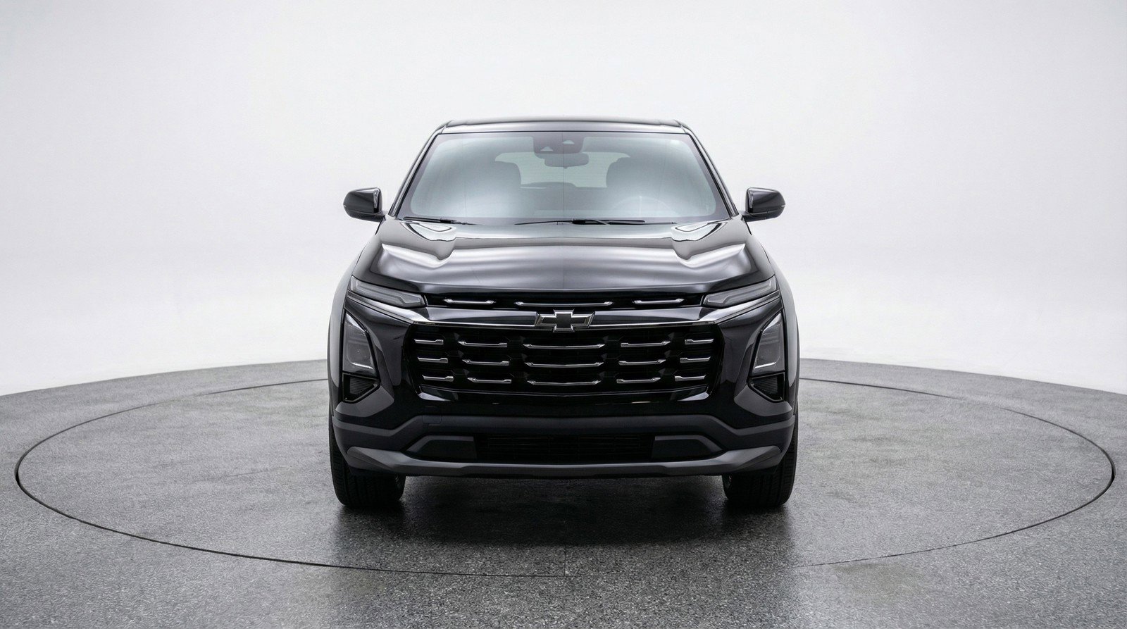 Used 2025 Chevrolet Equinox LT image 2