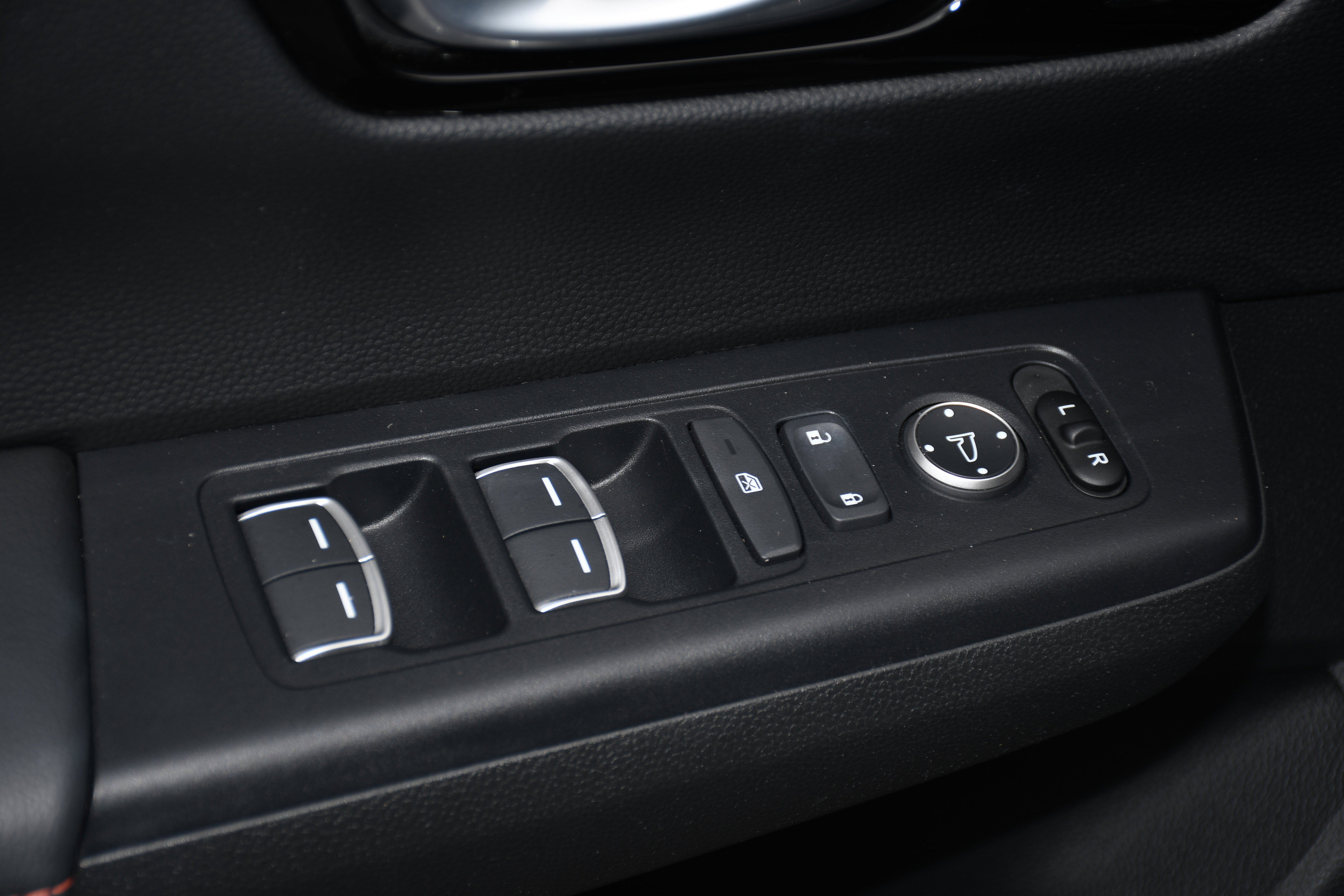 Certified 2023 Honda CR-V Sport Touring image 11