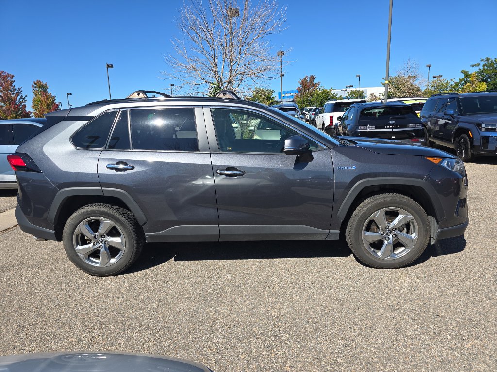 Used 2019 Toyota RAV4 Limited image 6