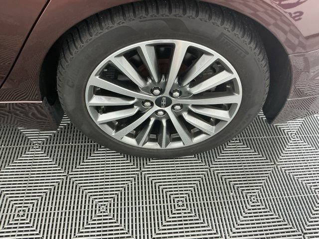 Used 2019 Lincoln MKZ Premiere AWD/4WD image 17
