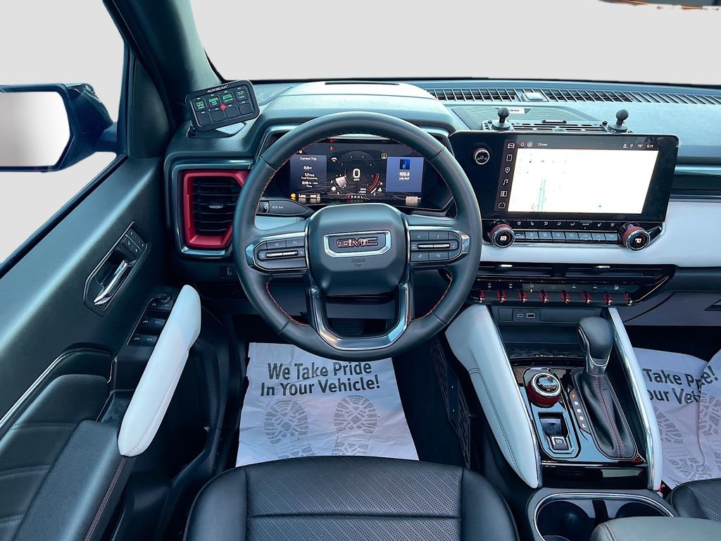 Used 2023 GMC Canyon AT4X image 23