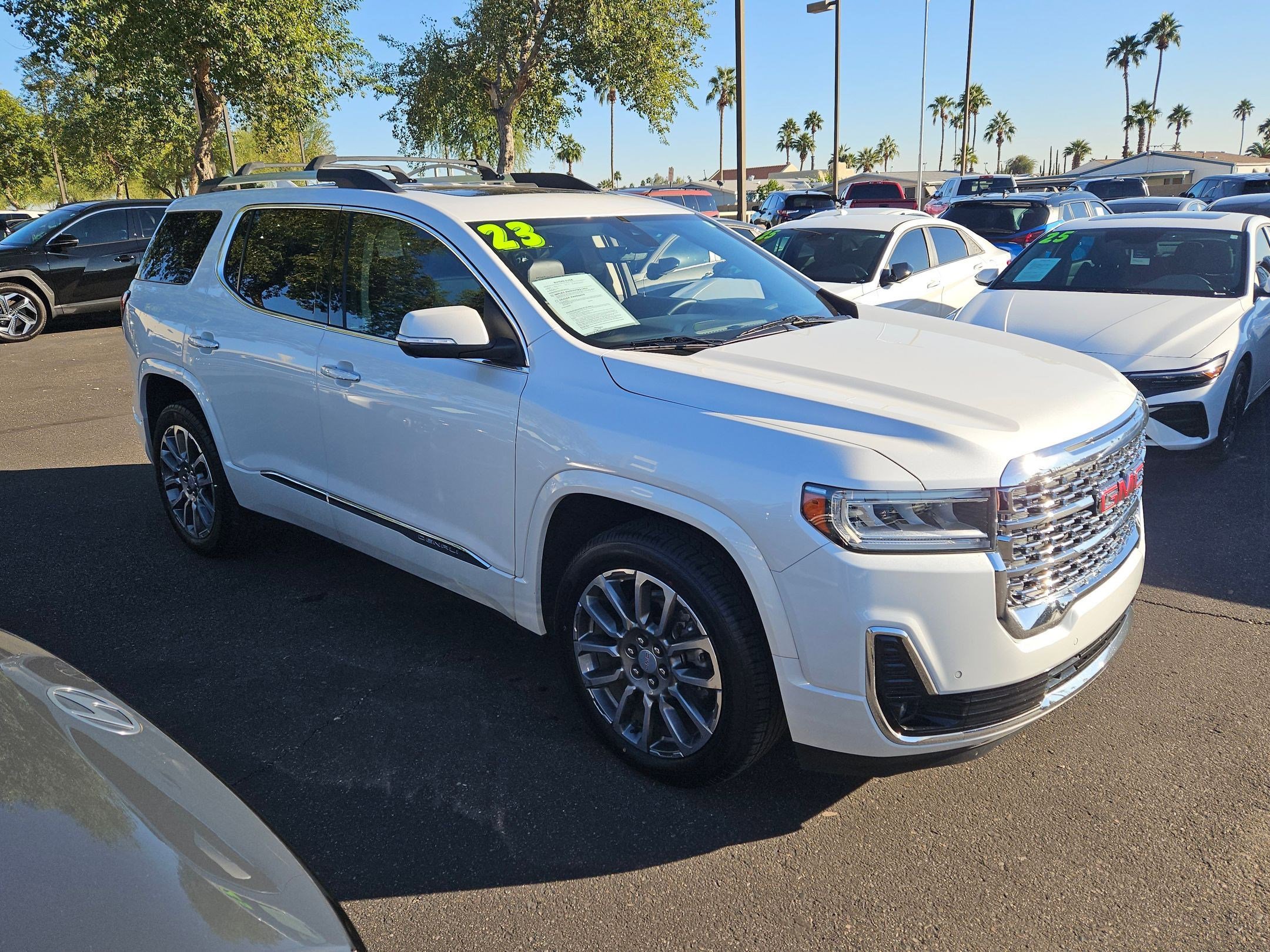 Used 2023 GMC Acadia Denali w/ Denali Ultimate Package image 3