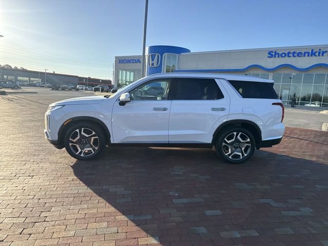 Used 2025 Hyundai Palisade Limited image 3