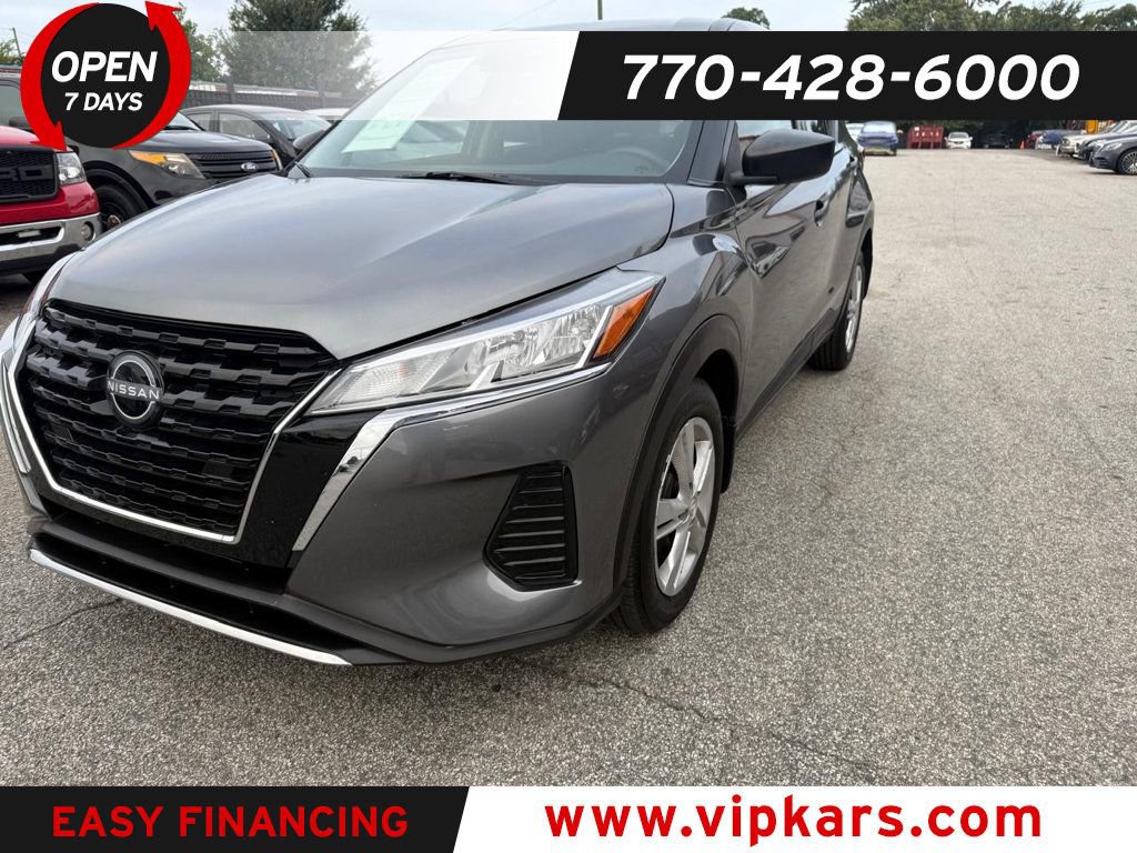 Used 2024 Nissan Kicks S image 1