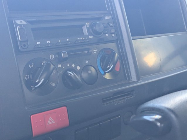 Used 2023 Isuzu NPR image 12