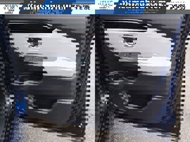 Used 2025 Honda Pilot EX-L image 39