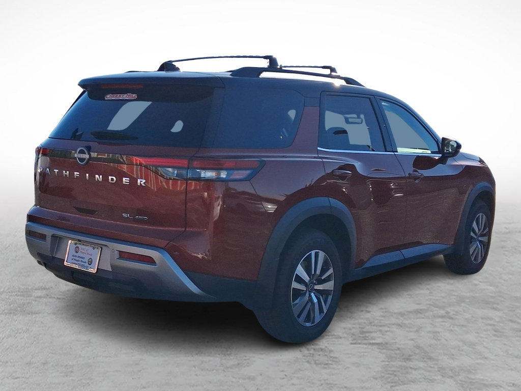 Used 2023 Nissan Pathfinder SL image 5