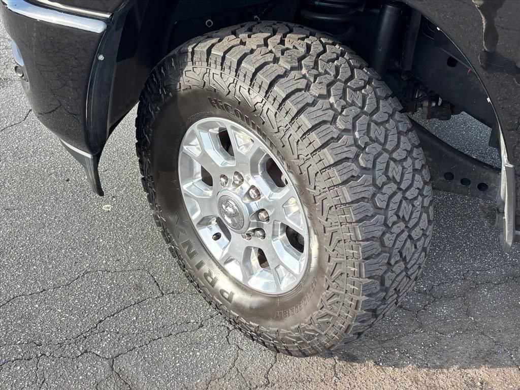 Used 2024 RAM 3500 Laramie image 27
