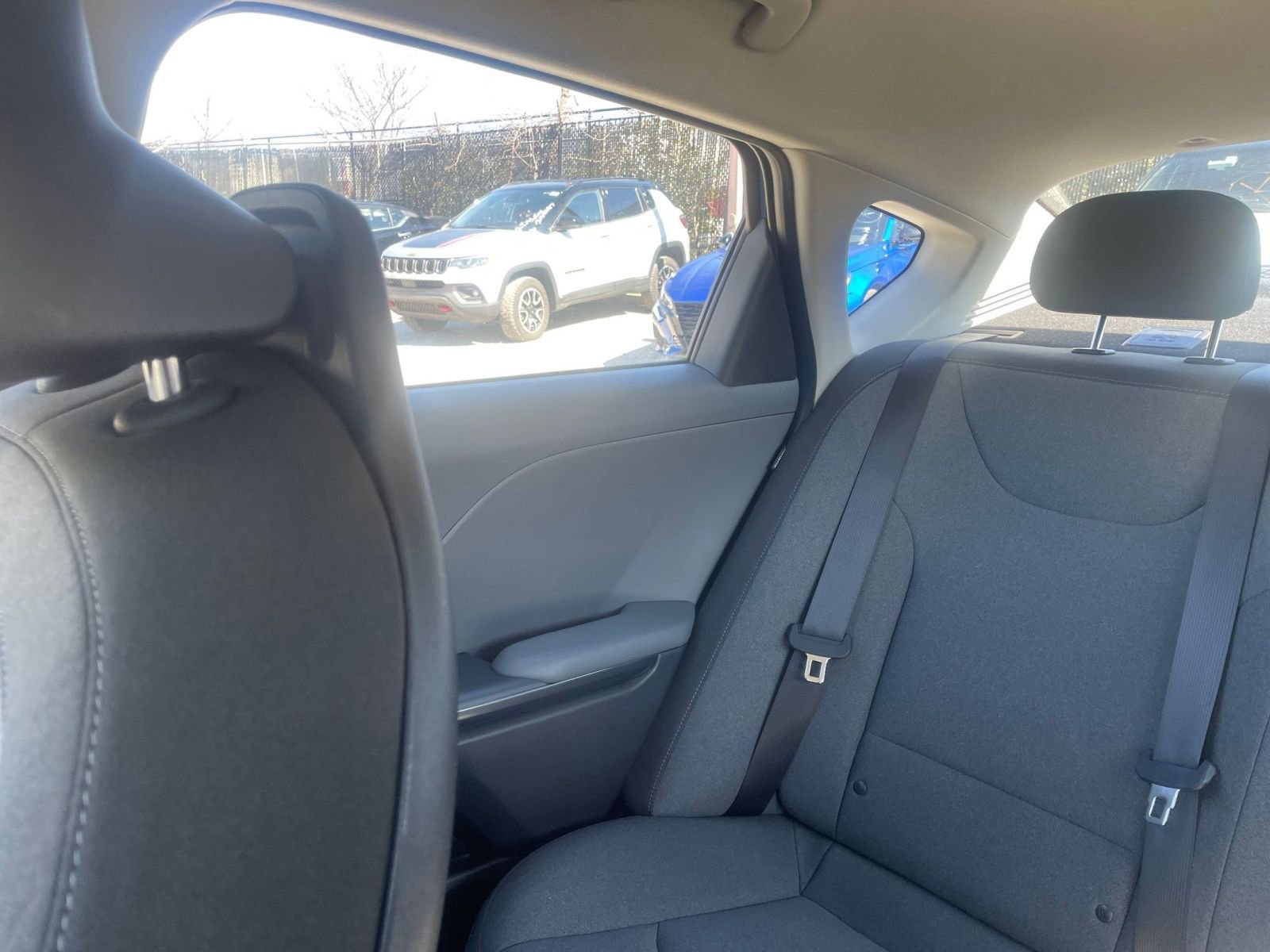 Used 2025 Kia K4 LXS image 34
