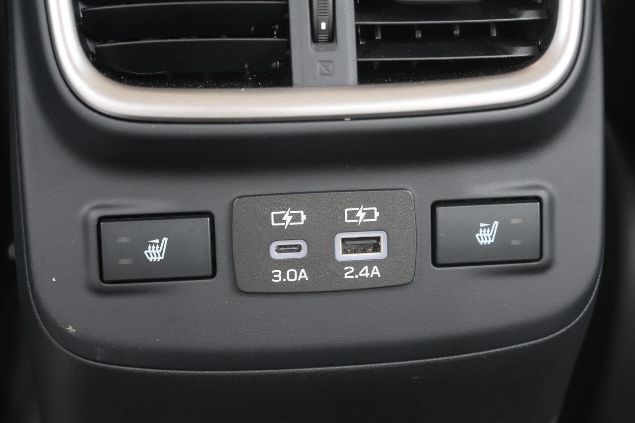 Used 2025 Subaru Legacy Limited AWD/4WD image 21