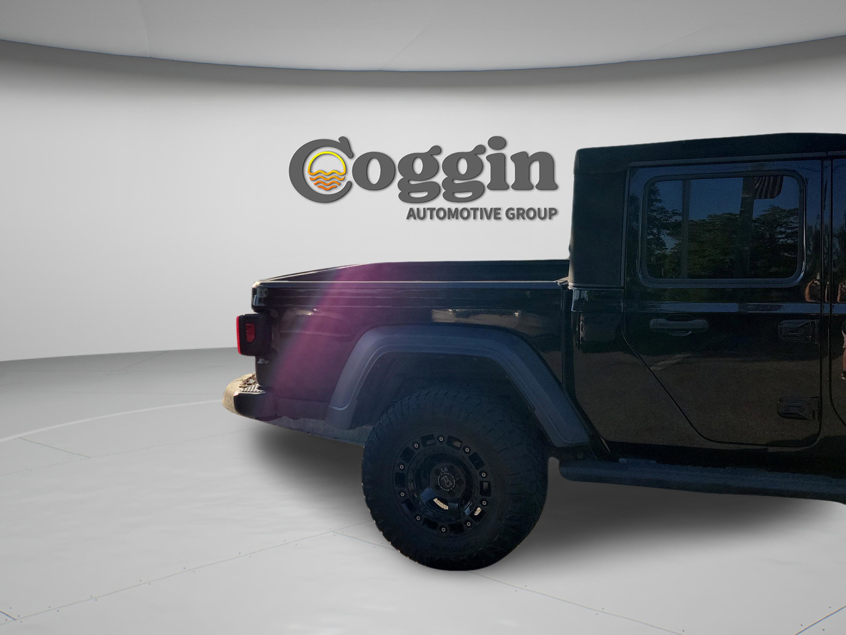 Used 2020 Jeep Gladiator Sport w/ Quick Order Package 24S AWD/4WD image 8