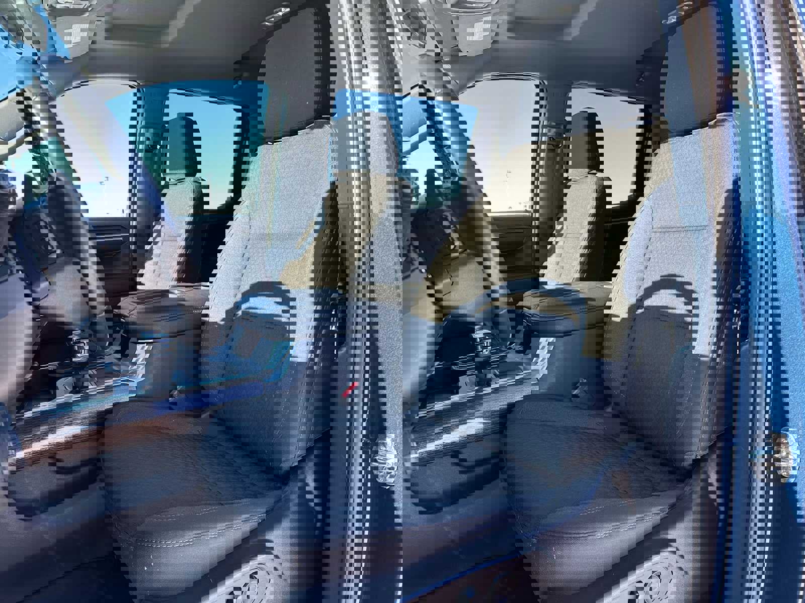 Used 2022 Chevrolet Silverado 1500 LT w/ Diesel Off-Road Package image 21