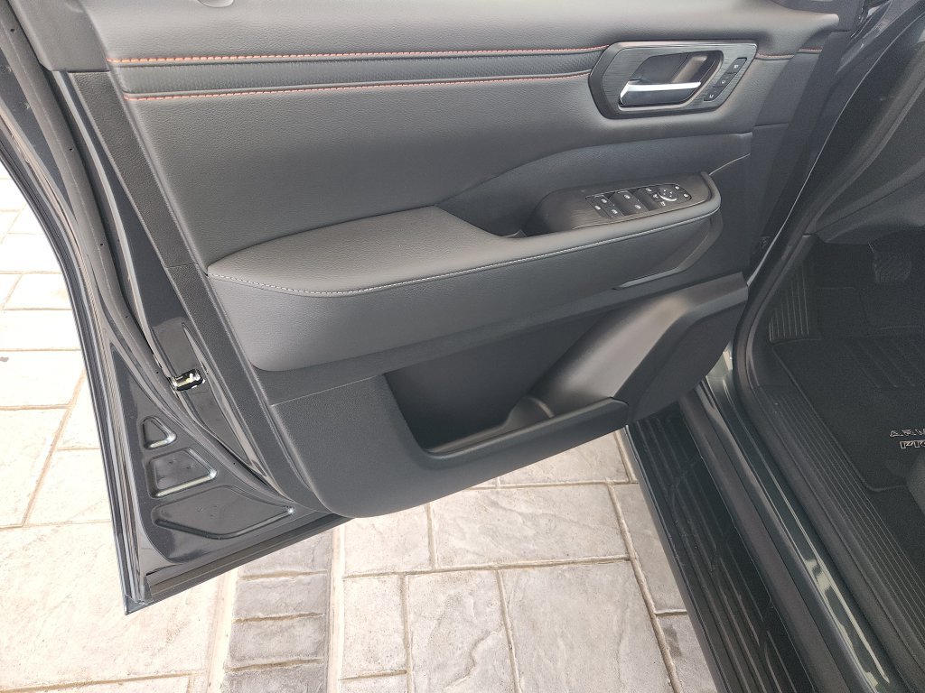 New 2026 Nissan Armada PRO-4X AWD/4WD image 25