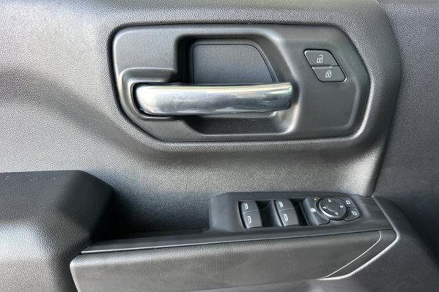 New 2026 Chevrolet Silverado 1500 Custom w/ LPO, Dark Essentials Package RWD image 11