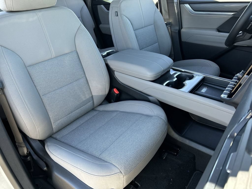 New 2026 GMC Acadia Elevation FWD image 28