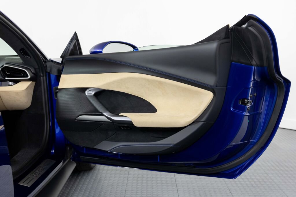 Certified 2025 Ferrari 296 GTS image 24