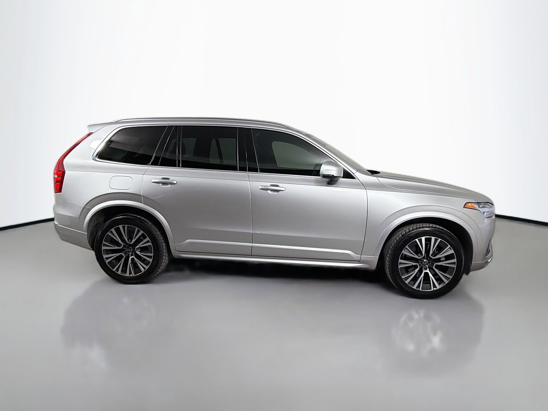 Used 2020 Volvo XC90 T5 Momentum AWD/4WD image 5