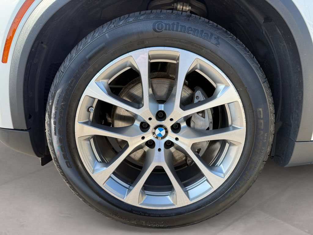 Used 2024 BMW X5 xDrive40i AWD/4WD image 14