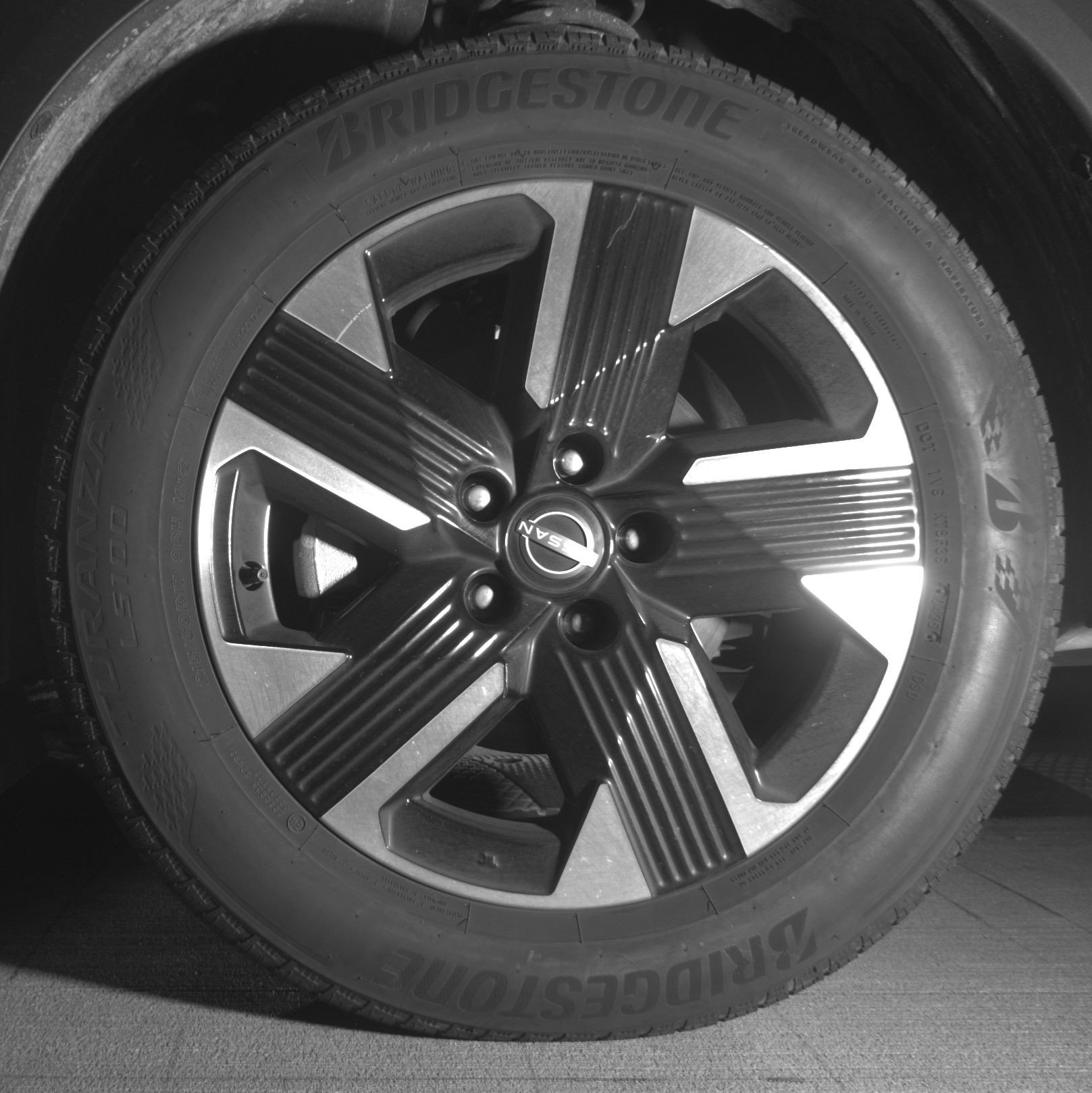 Used 2025 Nissan Kicks SV image 12