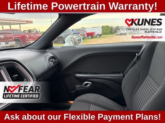 Used 2019 Dodge Challenger SXT RWD image 34