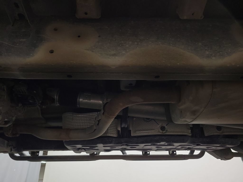 Used 2025 Toyota Tacoma TRD Off-Road AWD/4WD image 17