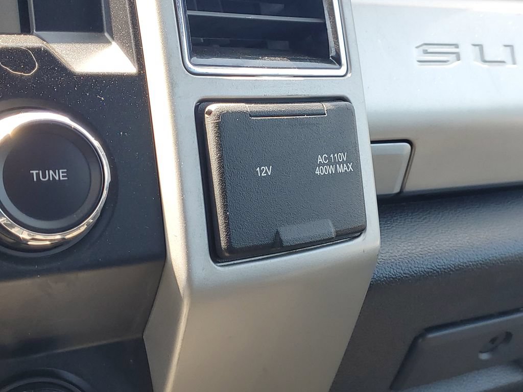 Used 2019 Ford F450 Lariat w/ Lariat Value Package AWD/4WD image 28