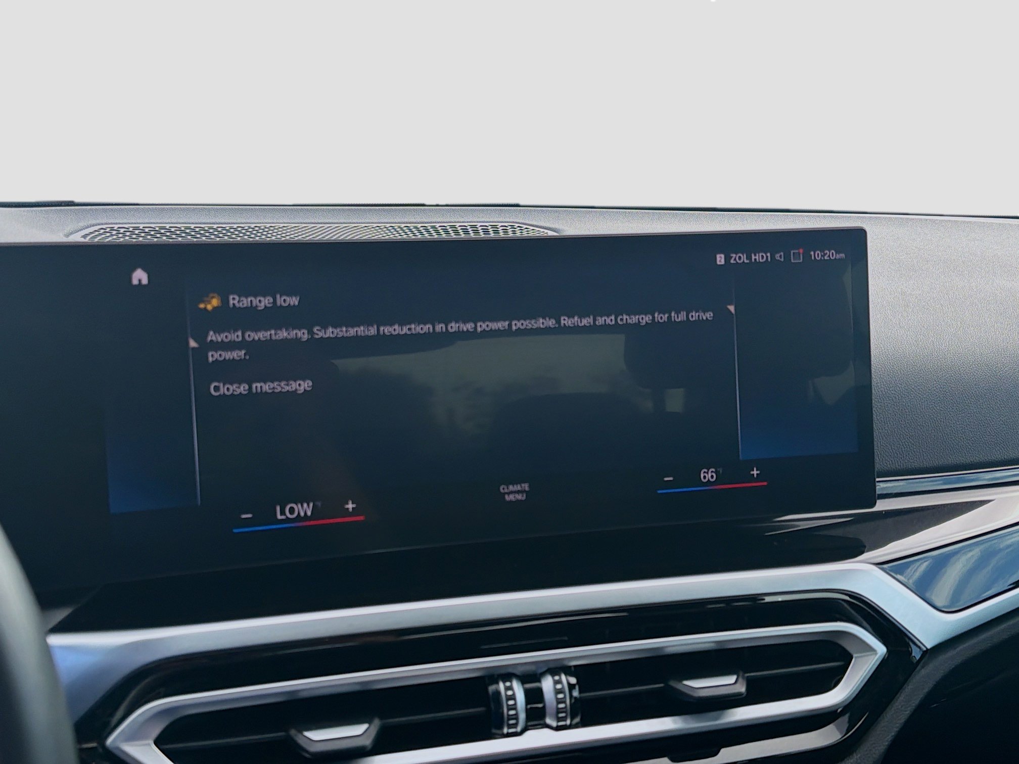 Used 2024 BMW 330e image 10