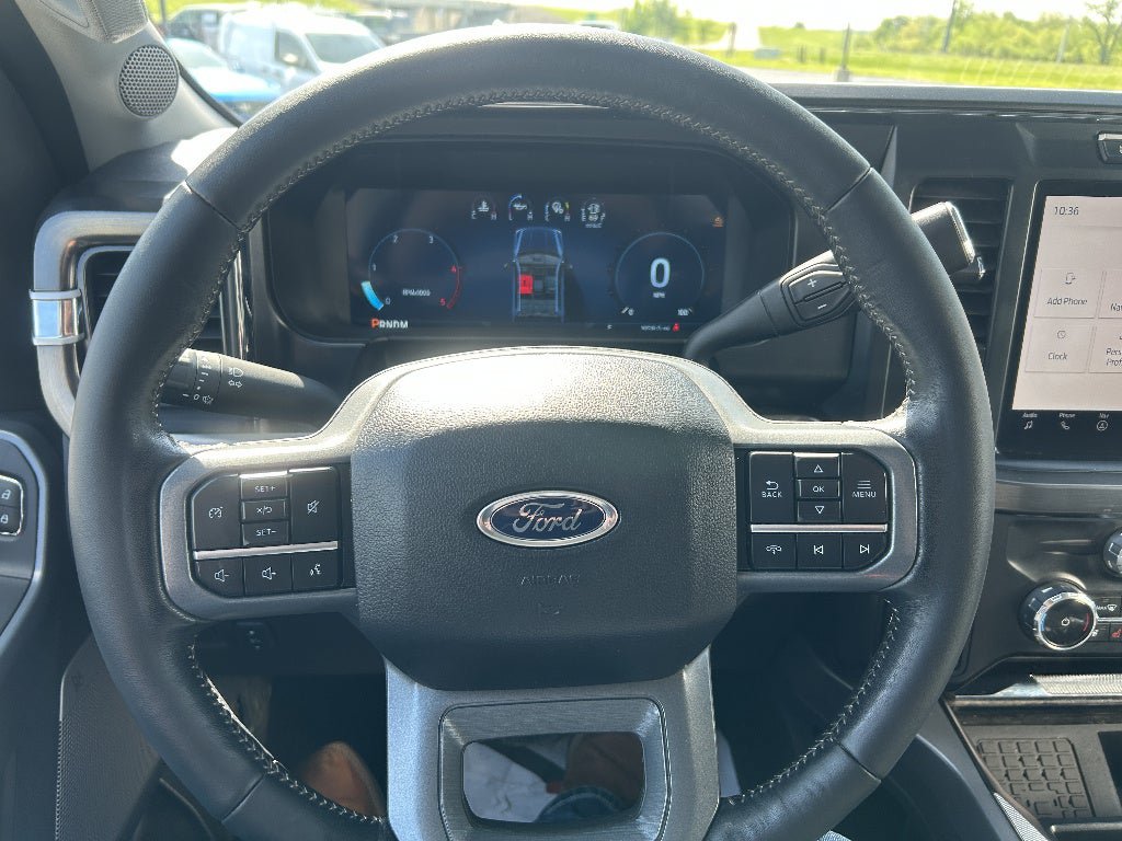 Used 2024 Ford F250 Lariat w/ FX4 Off-Road Package AWD/4WD image 17
