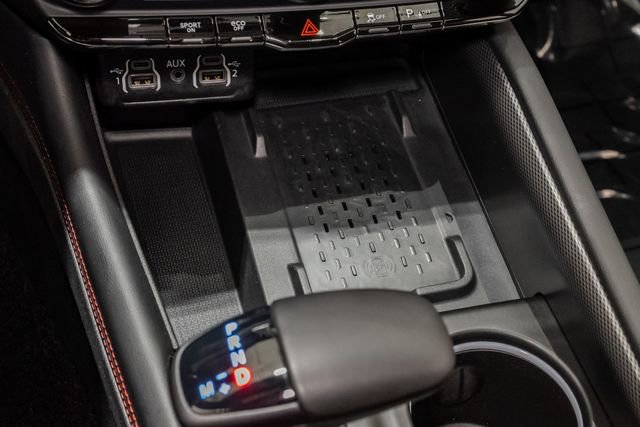 Used 2025 Dodge Durango R/T AWD/4WD image 24