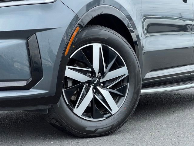 Certified 2022 Kia Sorento S FWD image 2
