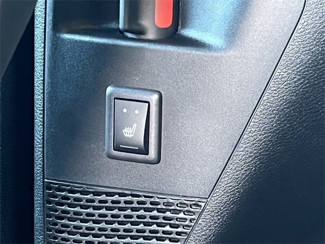 New 2026 Chrysler Pacifica Limited w/ Uconnect Theater Family Group image 37