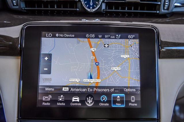 Used 2018 Maserati Quattroporte S GranLusso RWD image 25