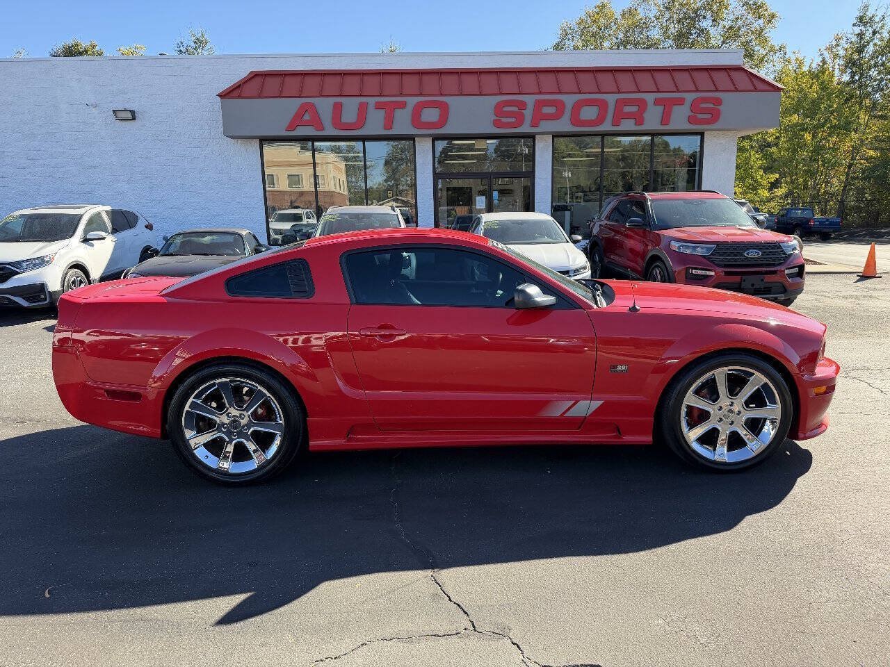 Used 2006 Ford Mustang GT Premium RWD image 4